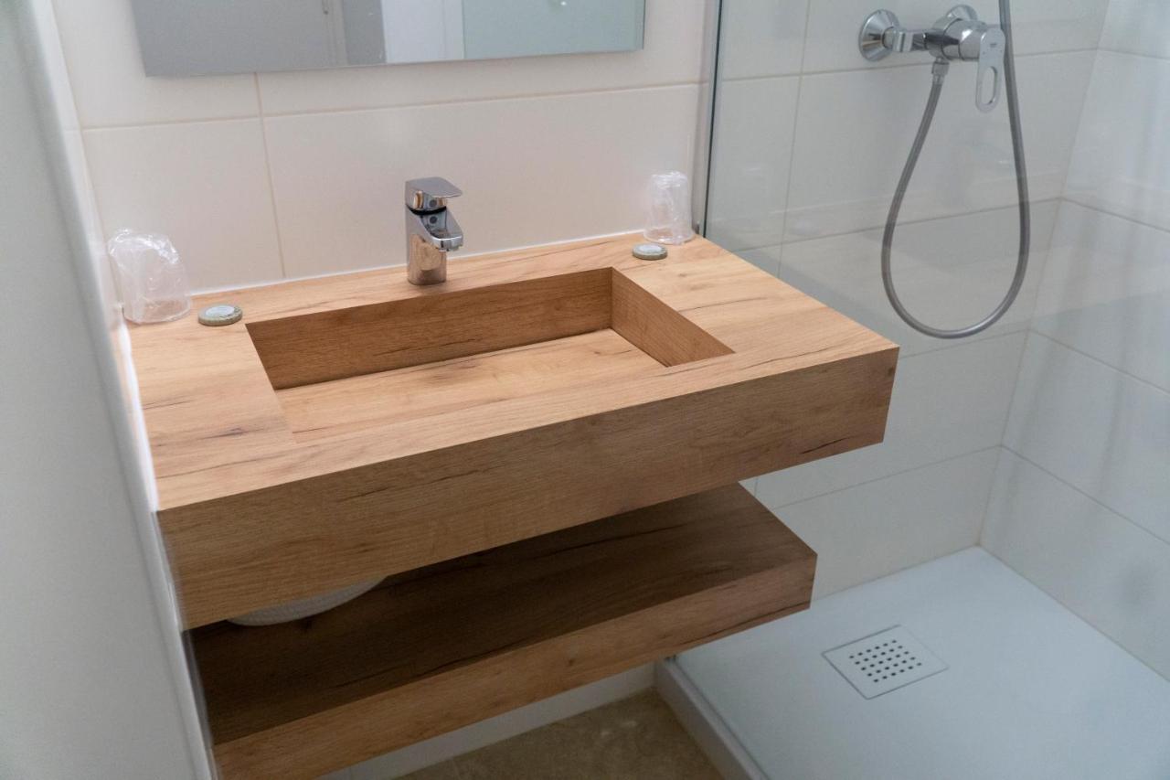 Hotel Pyrene Фуа Екстер'єр фото