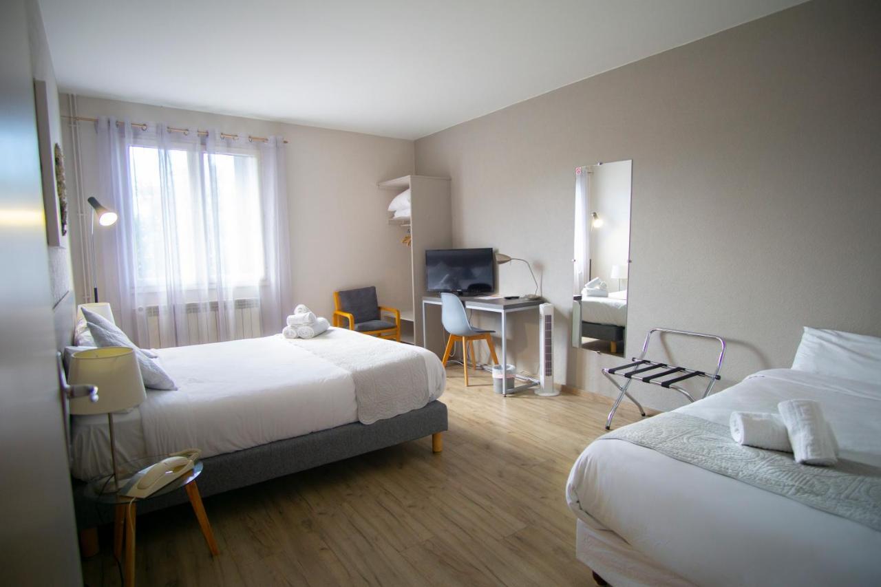 Hotel Pyrene Фуа Екстер'єр фото